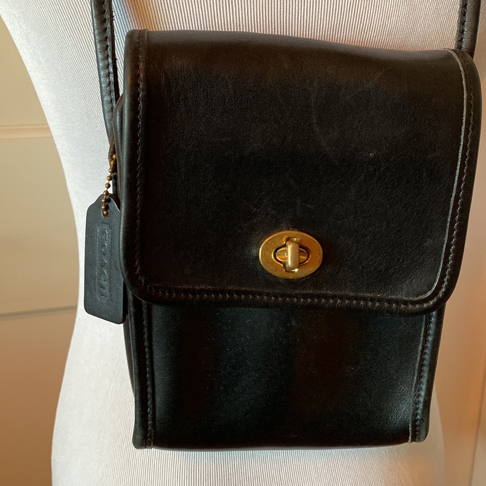 Vintage Coach Black Leather Bag, 24” strap HTF Crossbody